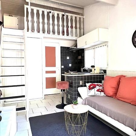 Le Jardin De Mae Apartment Bouc-Bel-Air Exterior photo