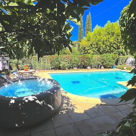 Le Jardin De Mae Apartment Bouc-Bel-Air Exterior photo