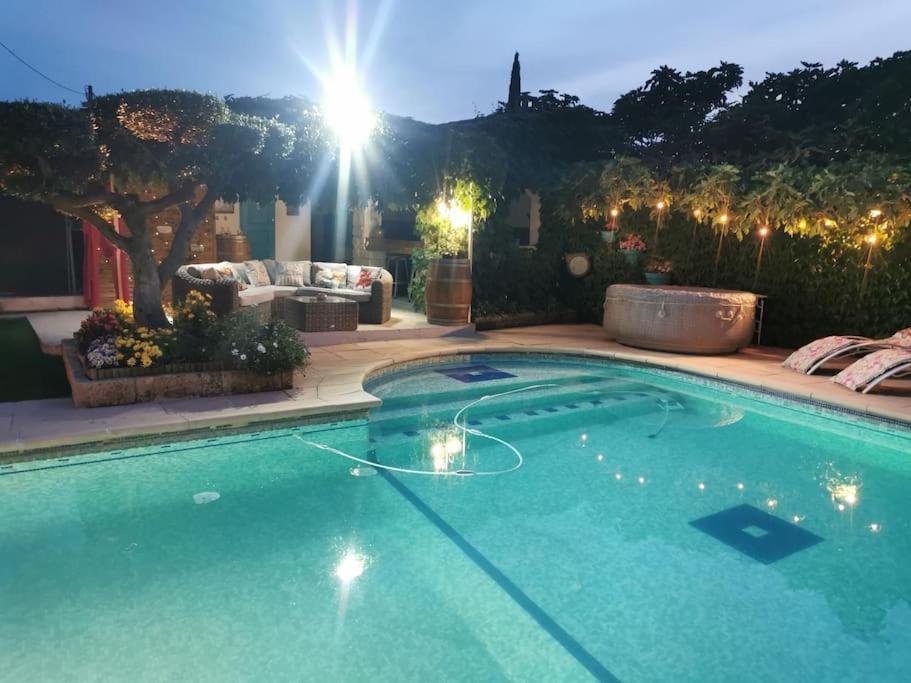 Le Jardin De Mae Apartment Bouc-Bel-Air Exterior photo