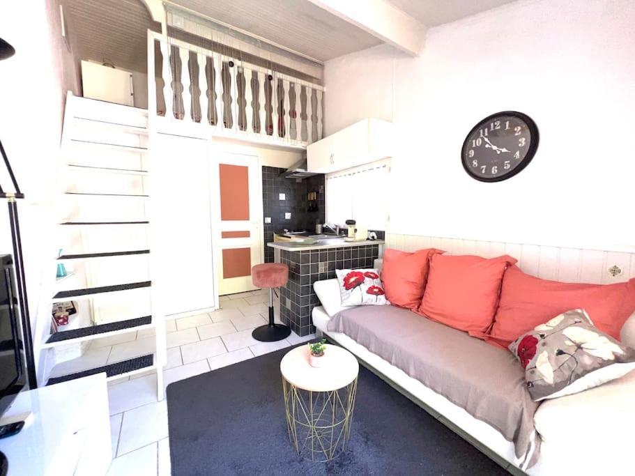 Le Jardin De Mae Apartment Bouc-Bel-Air Exterior photo